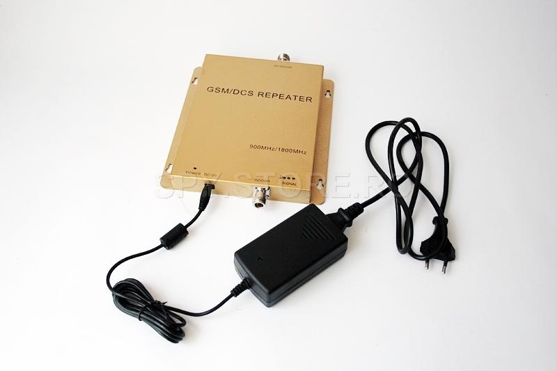 Amplificator de semnal DCS/GSM pentru telefoane mobile Amplificator de semnal DCS/GSM pentru telefoane mobile