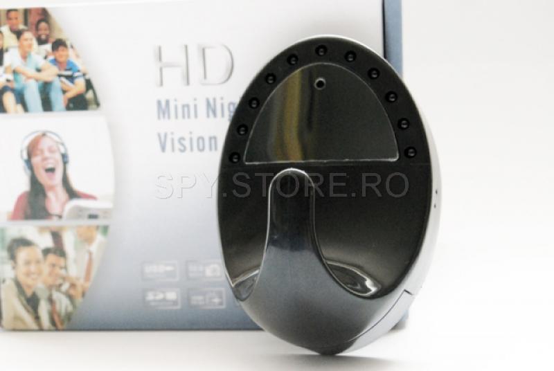 Camera camuflata in cuier si functie night vision