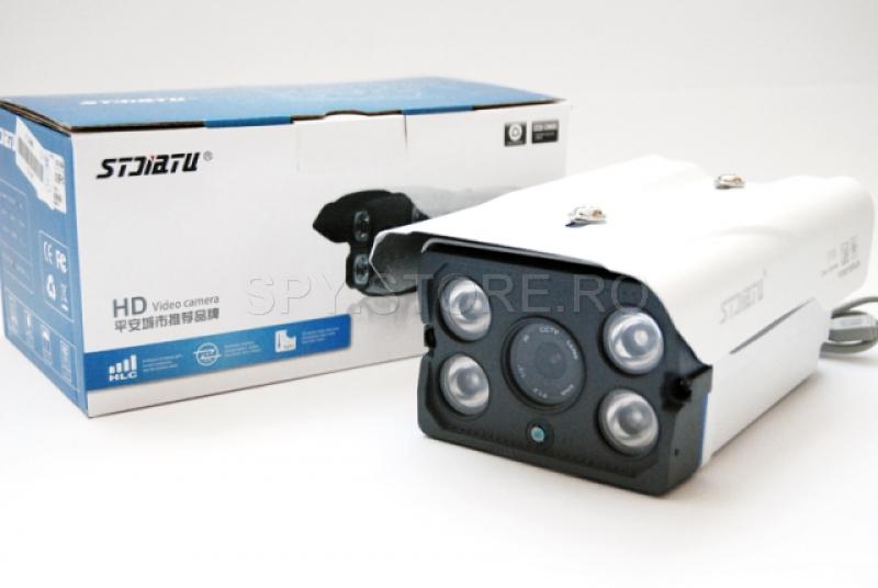 Camera de supraveghere cu patru leduri IR Camera de supraveghere cu patru leduri IR