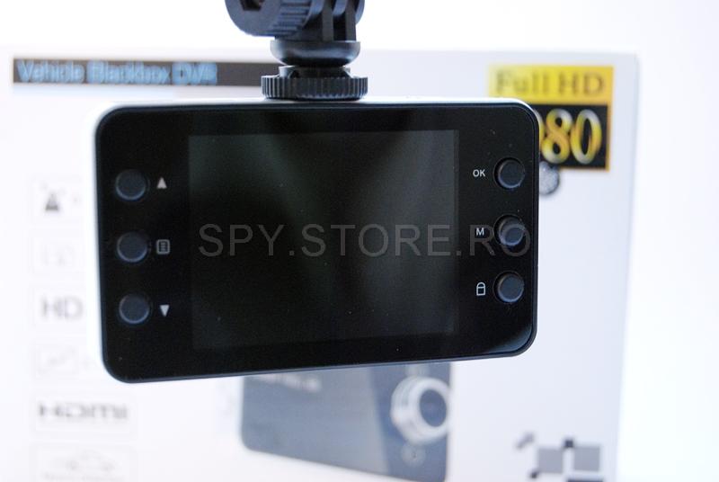 Videoregistrator cu display de 2.7 inchi Videoregistrator cu display de 2.7 inchi