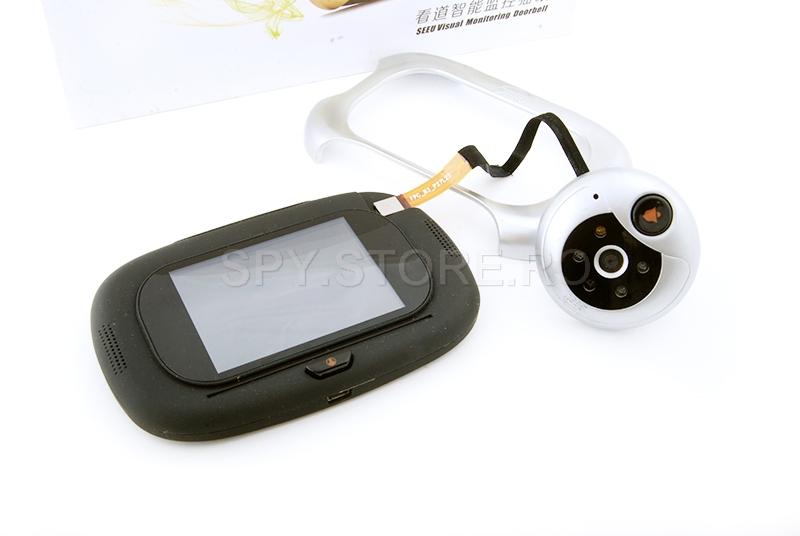 Camera camuflata in vizor cu senzor de miscare si touchscreen Camera camuflata in vizor cu senzor de miscare si touchscreen