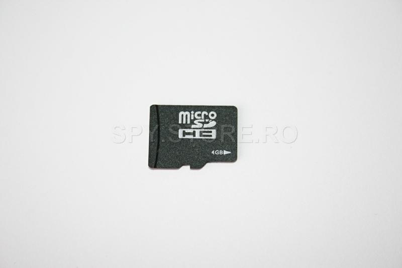 card microSD cu capacitatea de 4 GB