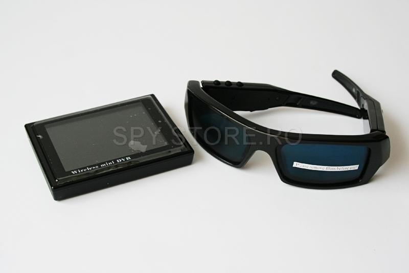 Set camera wireless in ochelari se soare si DVR 
-